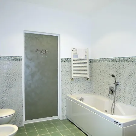 Casa vacanze ;casa La Fenice 300s Ozzano Monferrato